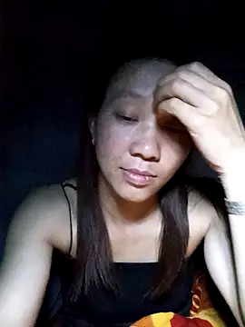 Snapshot of bonnie-00 chatting on April 14, 2026, 4:24 pm bonnie-00 online show from April 14, 2026, 4:24 pm