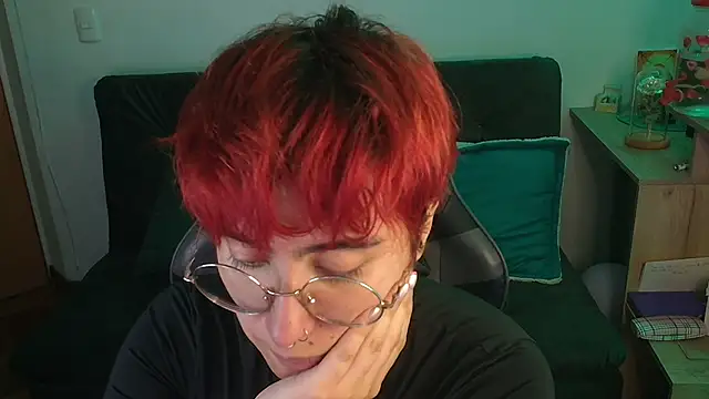 Snapshot of Miacatsito3 chatting on December 21, 2025, 2:51 am Miacatsito3 online show from December 21, 2025, 2:51 am