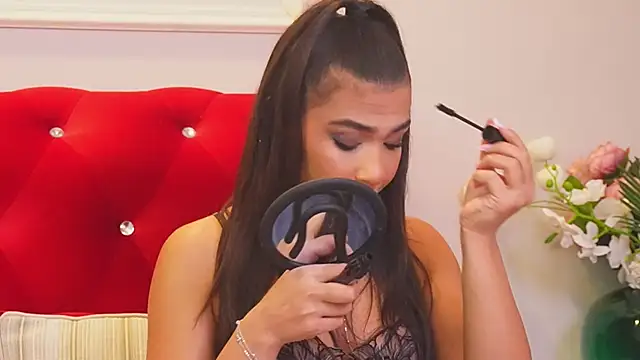 MyaMuse online show from November 28, 2025, 8:11 pm