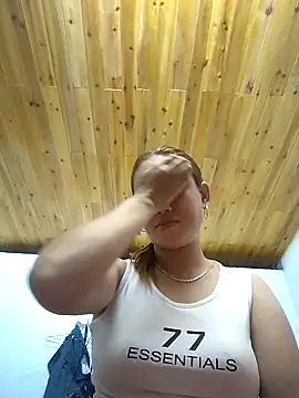 Snapshot of Dung_x chatting on October 12, 2025, 2:16 pm Dung x online show from October 12, 2025, 2:16 pm