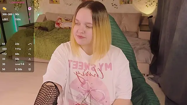 Aki nohana online show from October 24, 2025, 1:07 pm