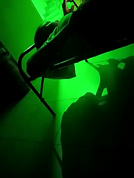 meenahotdarling online show from September 15, 2025, 4:40 pm