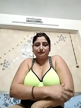 Loveangle1 online show from September 15, 2025, 4:29 pm