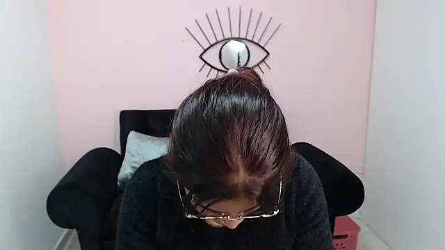 mia sexgirl online show from September 25, 2025, 12:42 pm