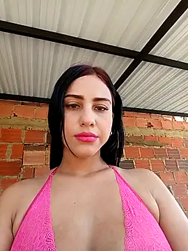 Snapshot of Katalella_Hott chatting on October 9, 2025, 2:15 pm Katalella Hott online show from October 9, 2025, 2:15 pm