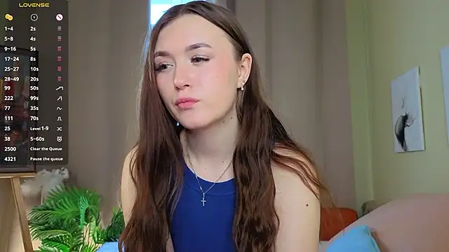 AlinaOrf online show from March 31, 2026, 5:08 am