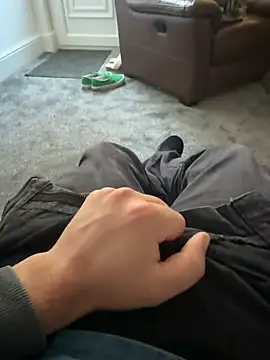 tdjw92 online show from October 12, 2025, 2:49 pm