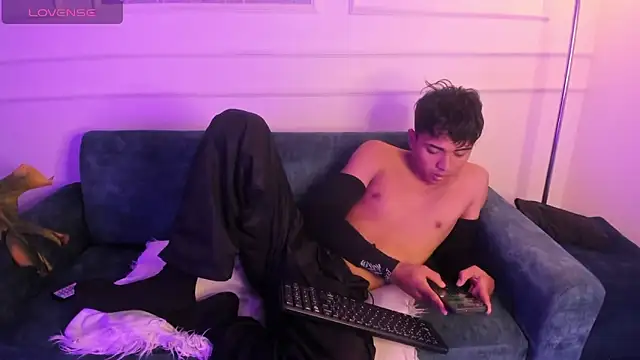 Jaycob Black1 online show from January 19, 2026, 12:42 pm