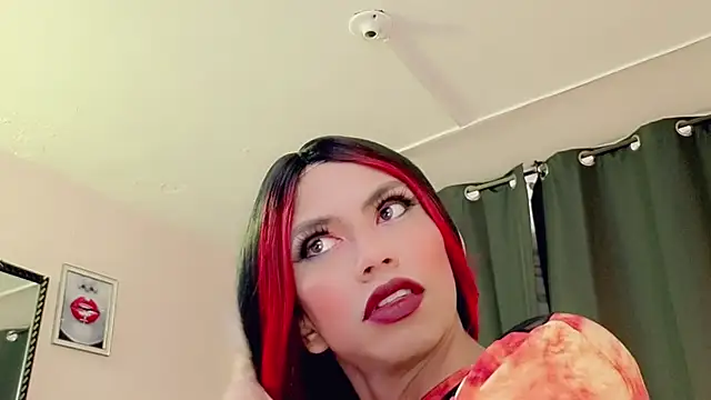 Snapshot of Marcello_Nova chatting on November 24, 2025, 1:00 pm Marcello Nova online show from November 24, 2025, 1:00 pm