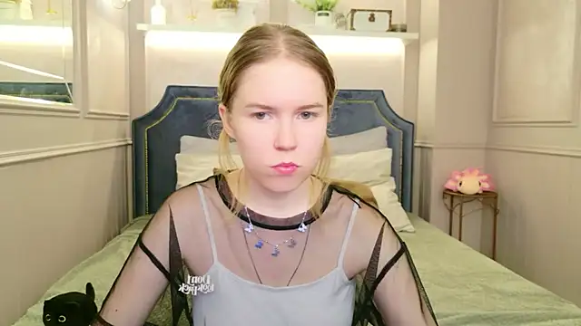 Alida Brice online show from November 27, 2025, 5:53 am