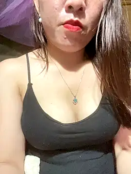 Luna-ass online show from December 18, 2025, 1:17 pm