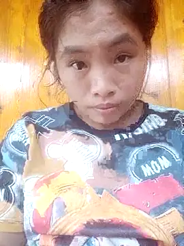 Luyen004 online show from September 24, 2025, 1:09 am