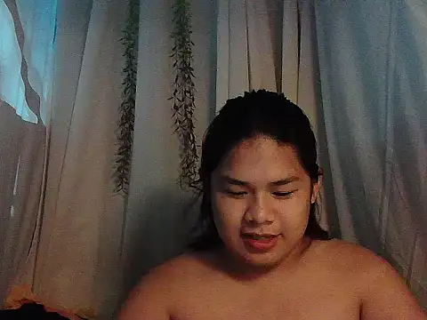 Huntrix2025 online show from March 5, 2026, 12:34 pm