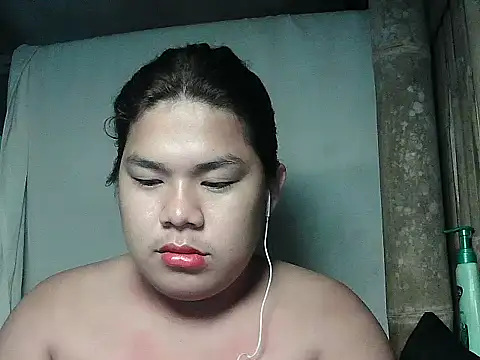 Snapshot of Huntrix2025 chatting on May 11, 2026, 8:39 pm Huntrix2025 online show from May 11, 2026, 8:39 pm