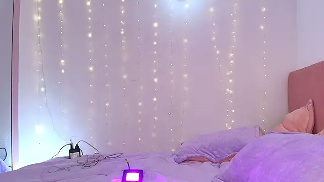 NyxTits online show from November 13, 2025, 12:15 pm