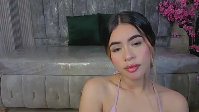 Snapshot of lilith4_s chatting on May 16, 2026, 1:32 pm lilith4 s online show from May 16, 2026, 1:32 pm