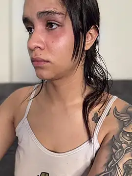 Isabella-Teen online show from February 17, 2026, 2:19 am