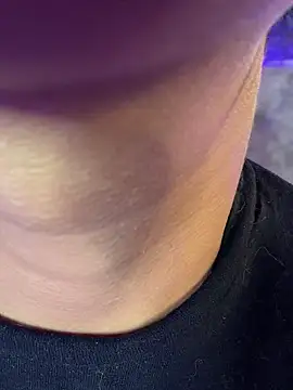 Isabella-Teen online show from March 23, 2026, 2:15 am