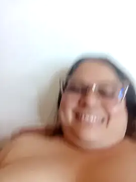 Chiki hot92 online show from October 22, 2025, 12:22 am