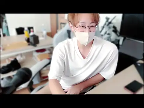 Snapshot of haruchin_oO chatting on September 29, 2025, 2:38 am haruchin oO online show from September 29, 2025, 2:38 am