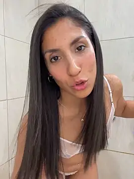 Snapshot of MaddyX__ chatting on October 2, 2025, 7:10 pm MaddyX online show from October 2, 2025, 7:10 pm