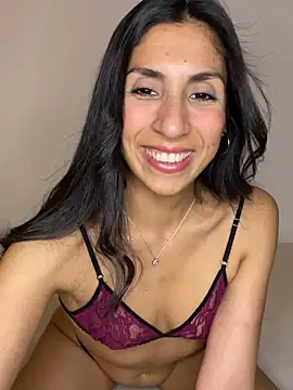 Snapshot of MaddyX__ chatting on October 5, 2025, 7:23 pm MaddyX online show from October 5, 2025, 7:23 pm