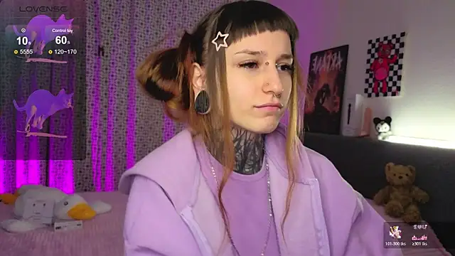 LilithPoison online show from November 8, 2025, 7:12 pm