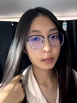 xiaobaimao6 online show from November 5, 2025, 3:56 pm