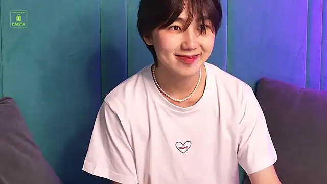 HeejinWang online show from November 8, 2025, 8:40 pm