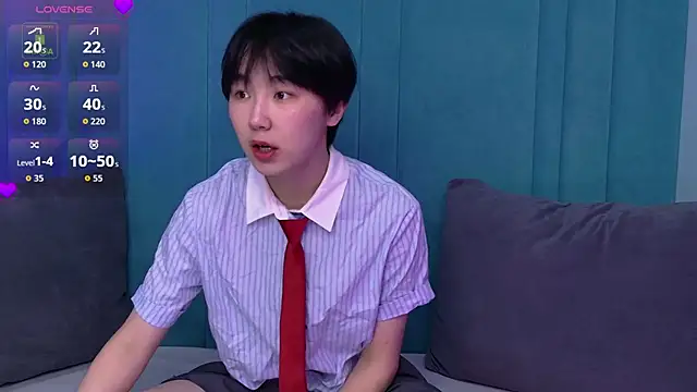 HeejinWang online show from May 23, 2026, 4:39 am