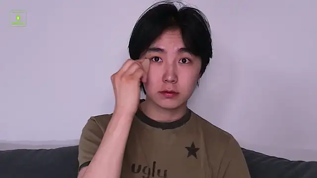 HeejinWang online show from June 19, 2026, 4:28 am