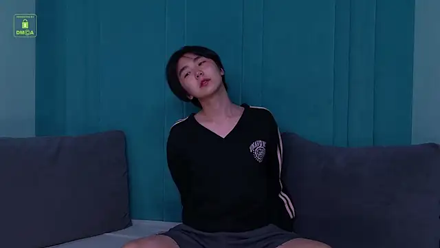 HeejinWang online show from July 1, 2026, 4:25 am