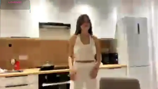 Snapshot of FavorLeila chatting on September 26, 2025, 2:21 pm FavorLeila online show from September 26, 2025, 2:21 pm