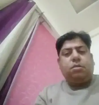 Snapshot of Love40777 chatting on February 19, 2026, 6:04 pm Love40777 online show from February 19, 2026, 6:04 pm