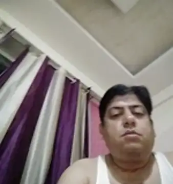 Snapshot of Love40777 chatting on May 7, 2026, 5:51 pm Love40777 online show from May 7, 2026, 5:51 pm