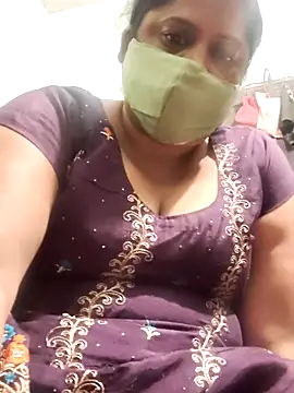 Mmm143 online show from October 8, 2025, 7:44 pm