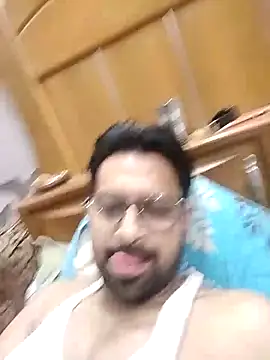 mohsin99272 online show from September 23, 2025, 2:42 pm