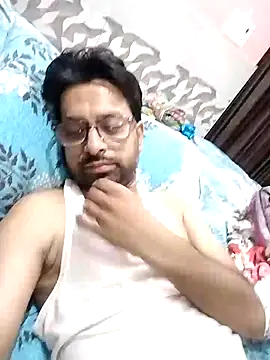 mohsin99272 online show from October 19, 2025, 6:08 pm