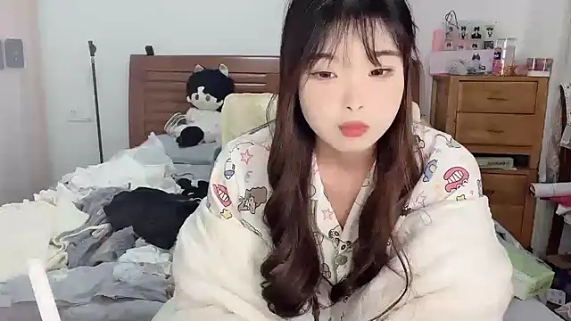 Akong11 online show from November 24, 2025, 2:39 pm