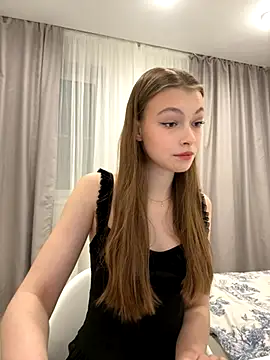 FriendlyFire 18 online show from November 8, 2025, 8:07 pm