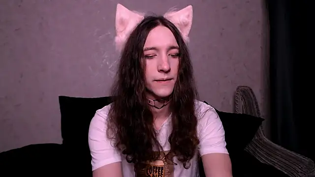 SilverMuse  online show from October 30, 2025, 11:16 pm