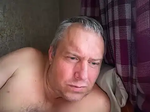 evulis1 online show from September 18, 2025, 12:40 pm