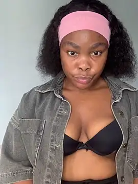 Hornysweetheart online show from March 2, 2026, 11:28 am