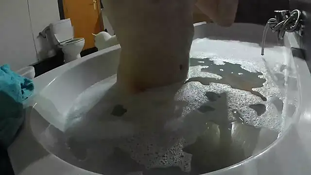 Ruben19cm online show from March 11, 2026, 4:35 pm