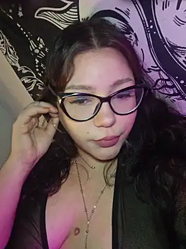 MegXo online show from December 21, 2025, 9:22 pm