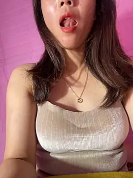 Snapshot of Moon_pusy chatting on September 15, 2025, 9:37 pm Moon pusy online show from September 15, 2025, 9:37 pm