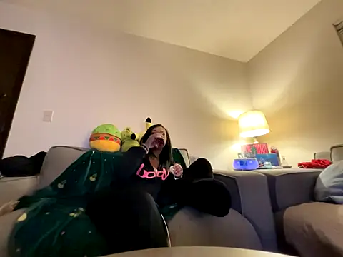 GoddessFatPuss online show from December 15, 2025, 3:44 am