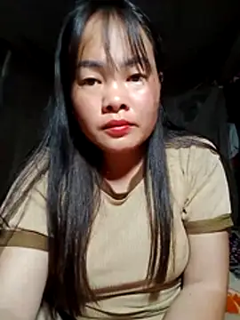 emilyzz online show from February 13, 2026, 1:29 pm