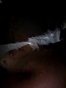 Snapshot of Milenvs chatting on October 13, 2025, 9:59 pm Milenvs online show from October 13, 2025, 9:59 pm