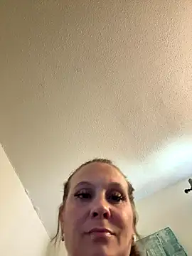 Ariasweetaspie online show from October 1, 2025, 4:02 pm